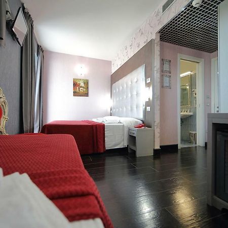 Hotel Relax Roma Nord Фиано-Романо Экстерьер фото