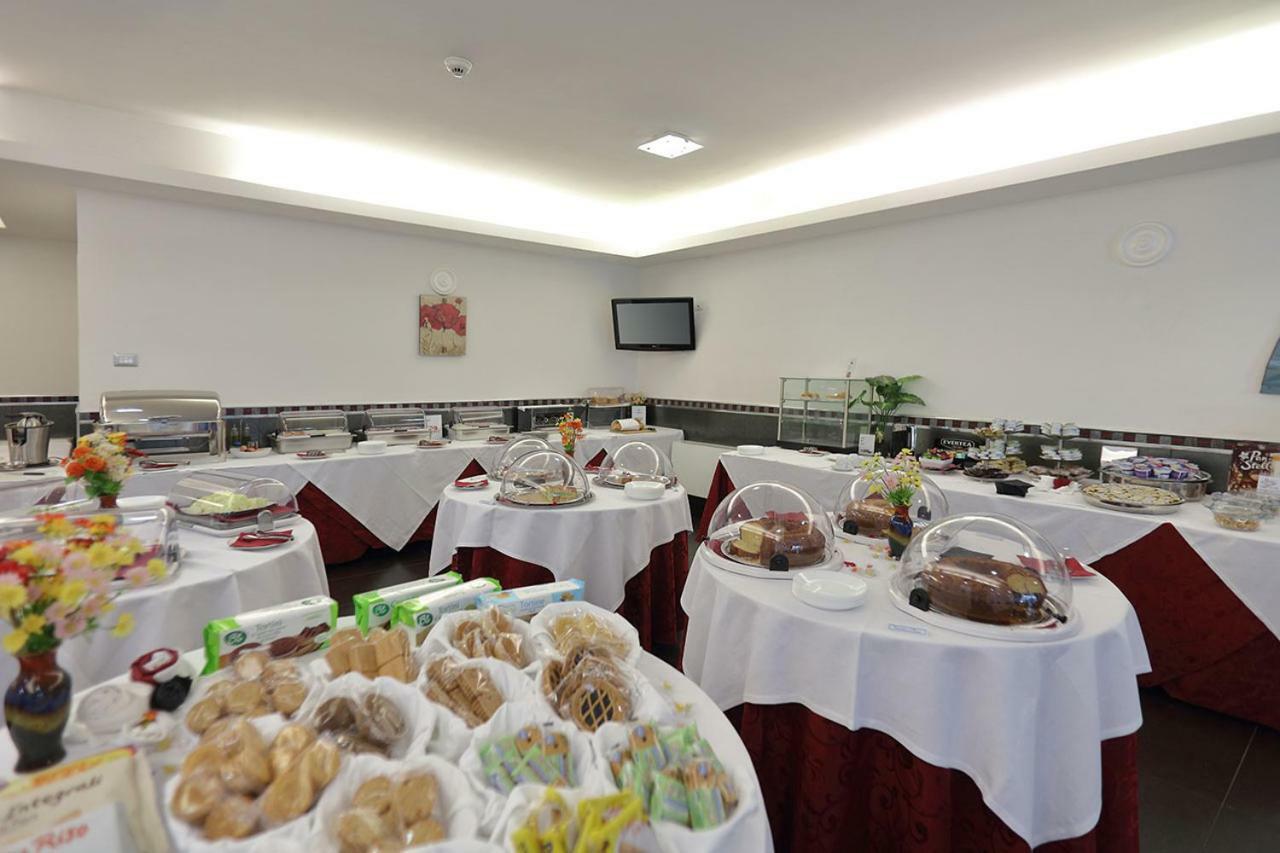 Hotel Relax Roma Nord Фиано-Романо Экстерьер фото